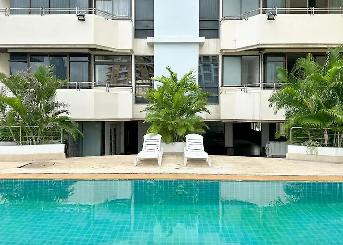 New Renovated 2 Beds Amazing Balcony View Nana Bts * Bangkok