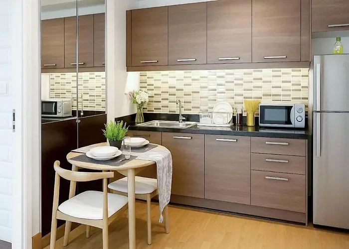 New Renovated 2 Beds Amazing Balcony View Nana Bts Bangkok
